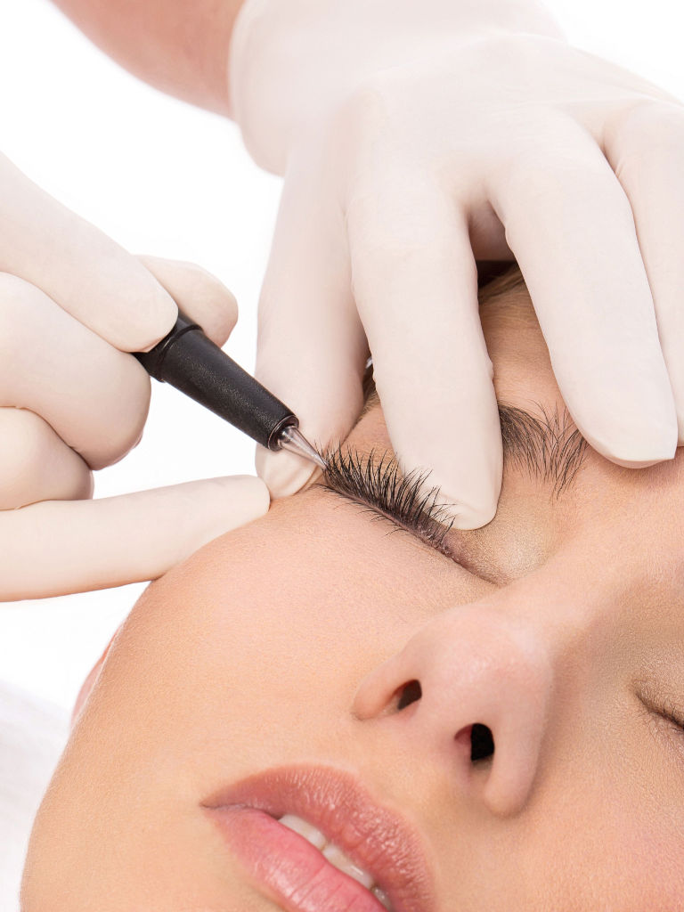 Natural Enhancement Cosmetic Treatment - Eyeliner